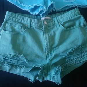 Very nice F21 Shorts.